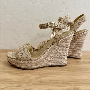 Guess Beige Patterned Espadrilles